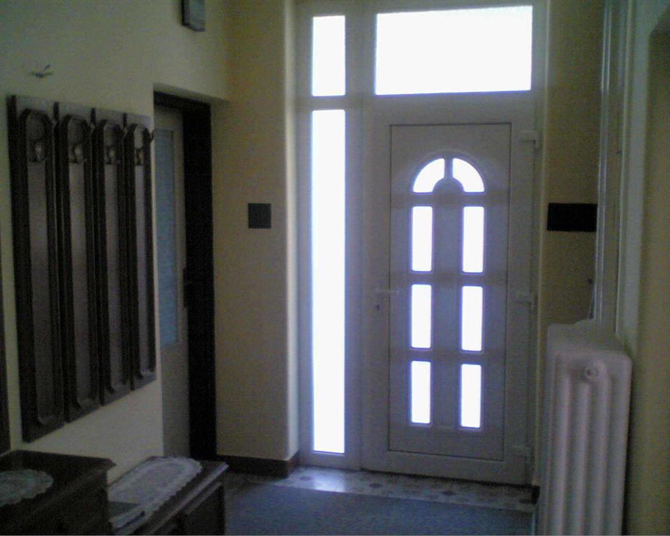 Marika Haus Hotel Buk Phòng bức ảnh